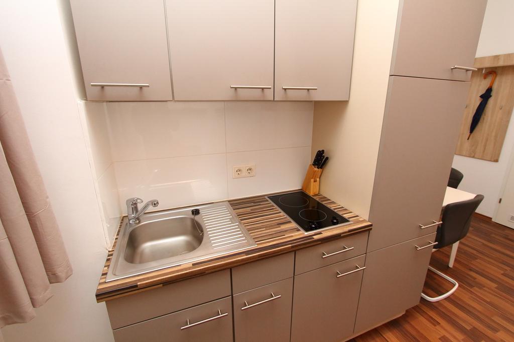 Checkvienna - Waehringer Strasse Apartment Bagian luar foto